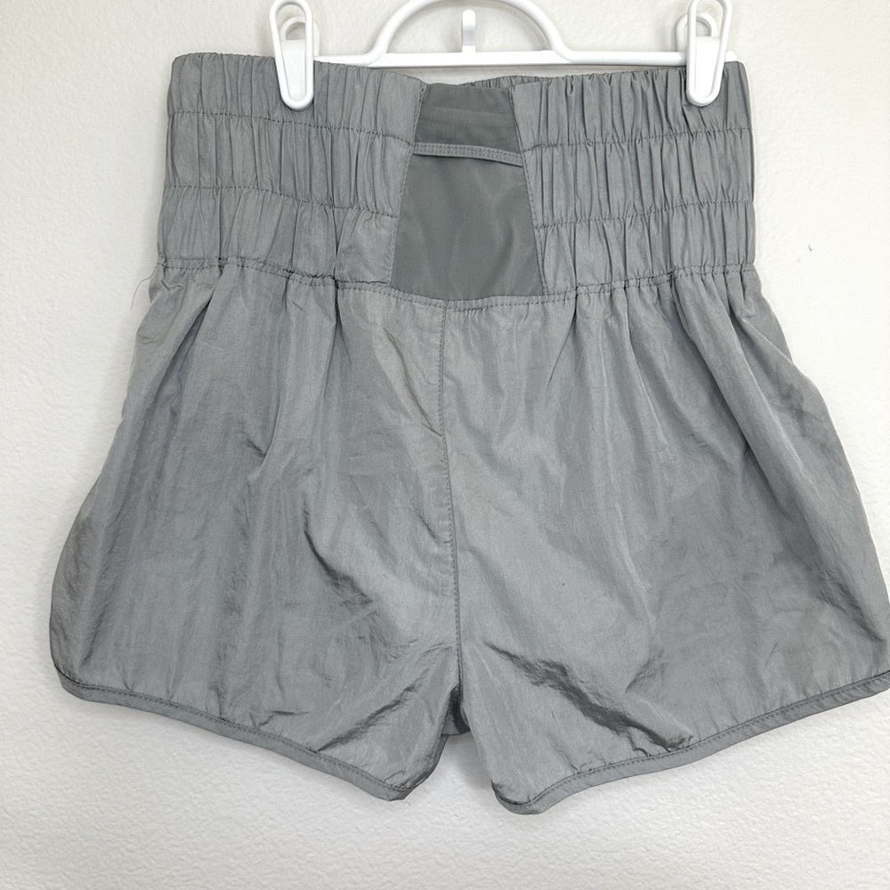 Free People “Way Home” grey shorts- size small - Picture 4 of 9
